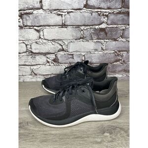 Lululemon Black White Chargefeel Workout Low Athletic Sneakers Women Sz 9.5M US
